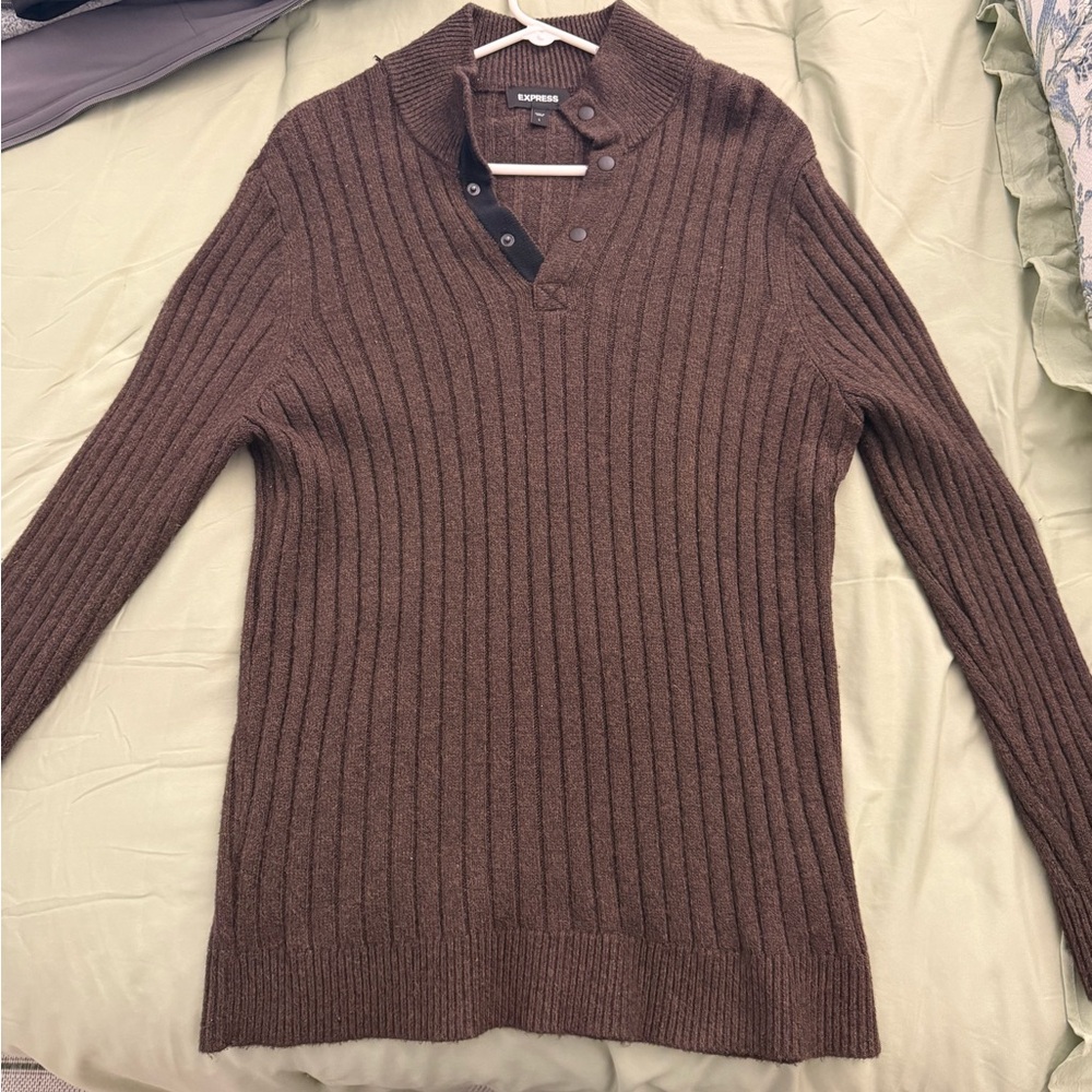 Express Men’s Brown Ribbed Sweater